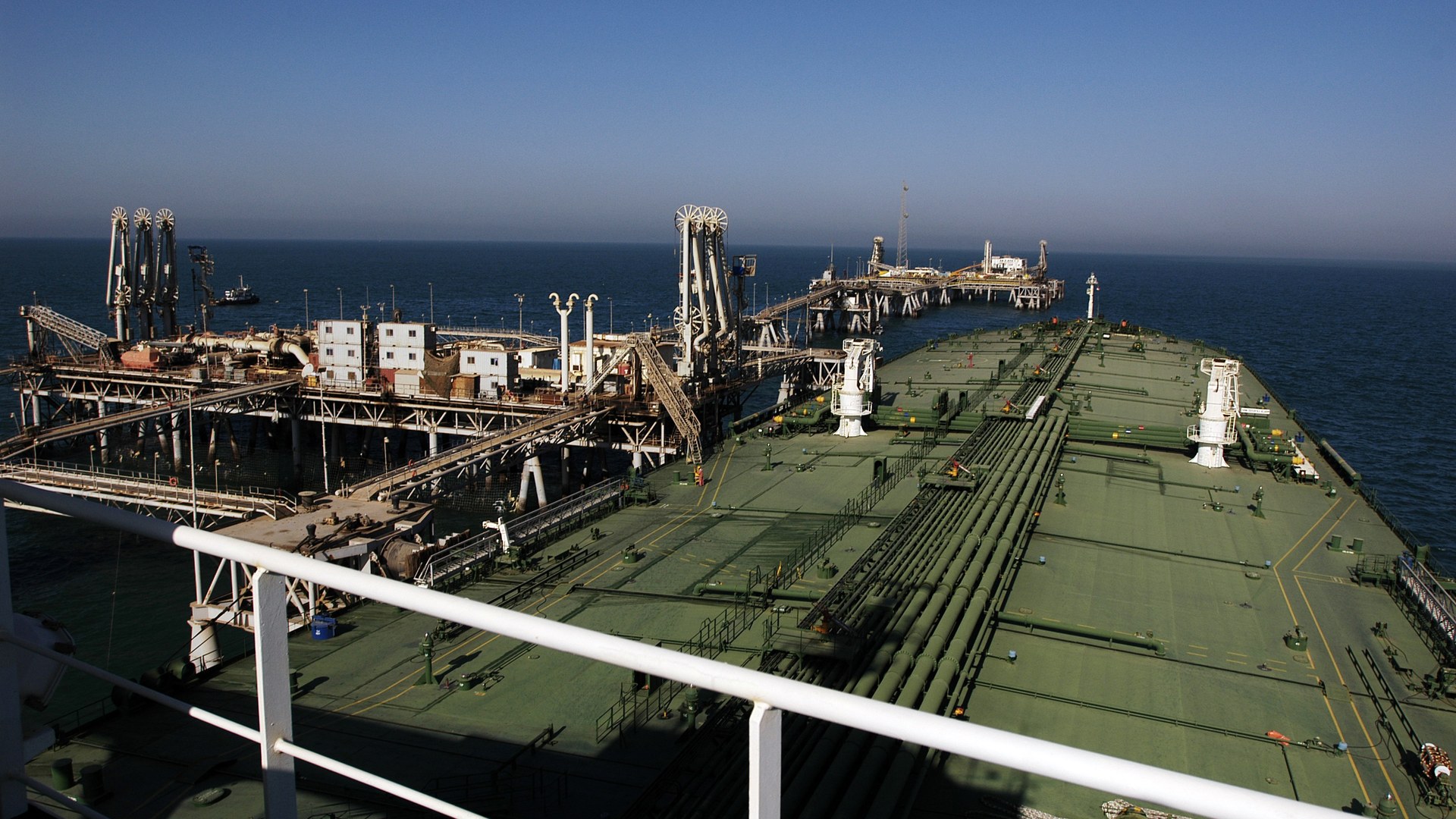 Oil prices decline as Iran nuclear talks reduce supply concerns