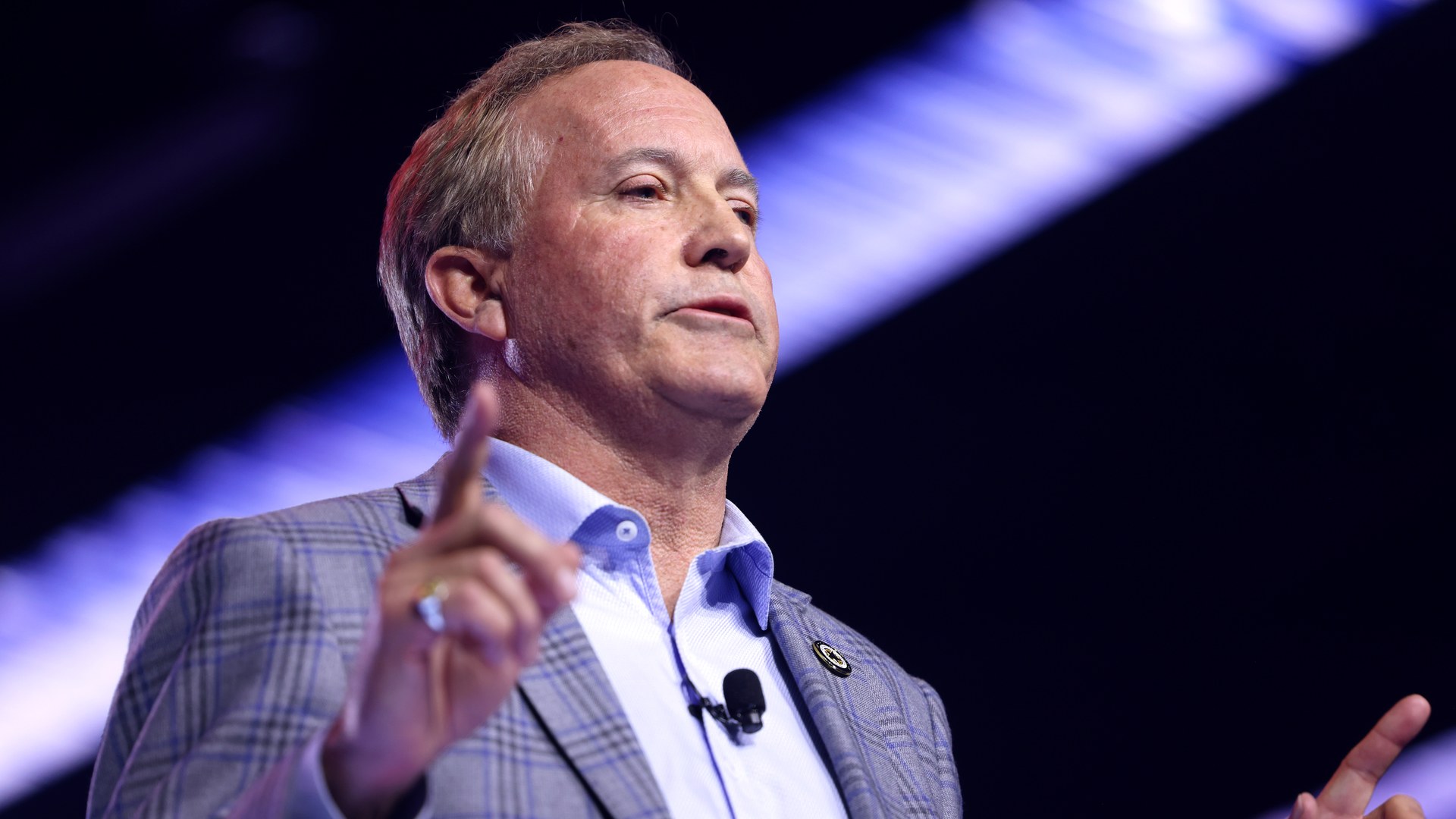 Prominent Texas Republican breaks ranks, refuses to endorse Paxton