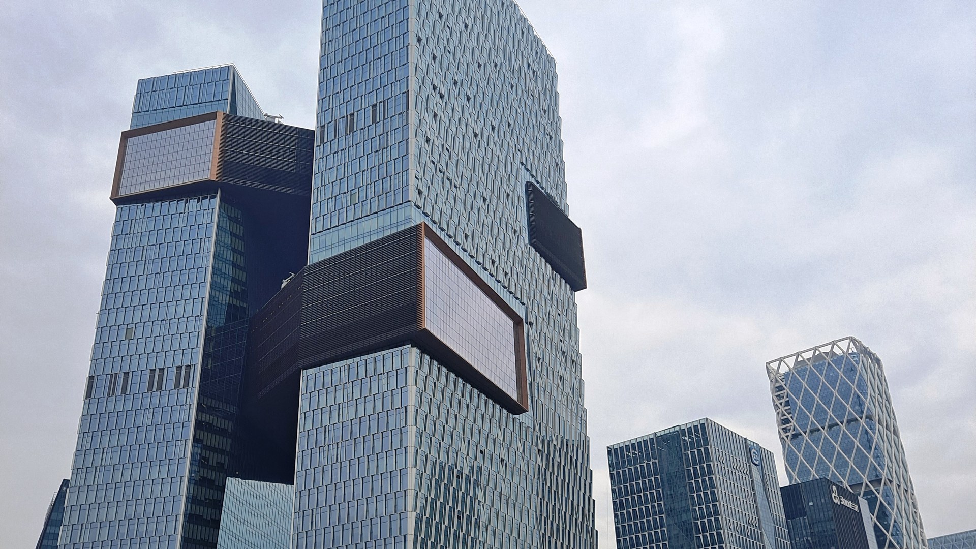 Tencent flags performance gaps in AI web browsing capabilities