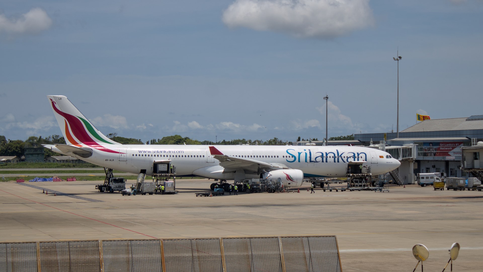 SriLankan Airlines charts strategic path forward amid restructuring efforts