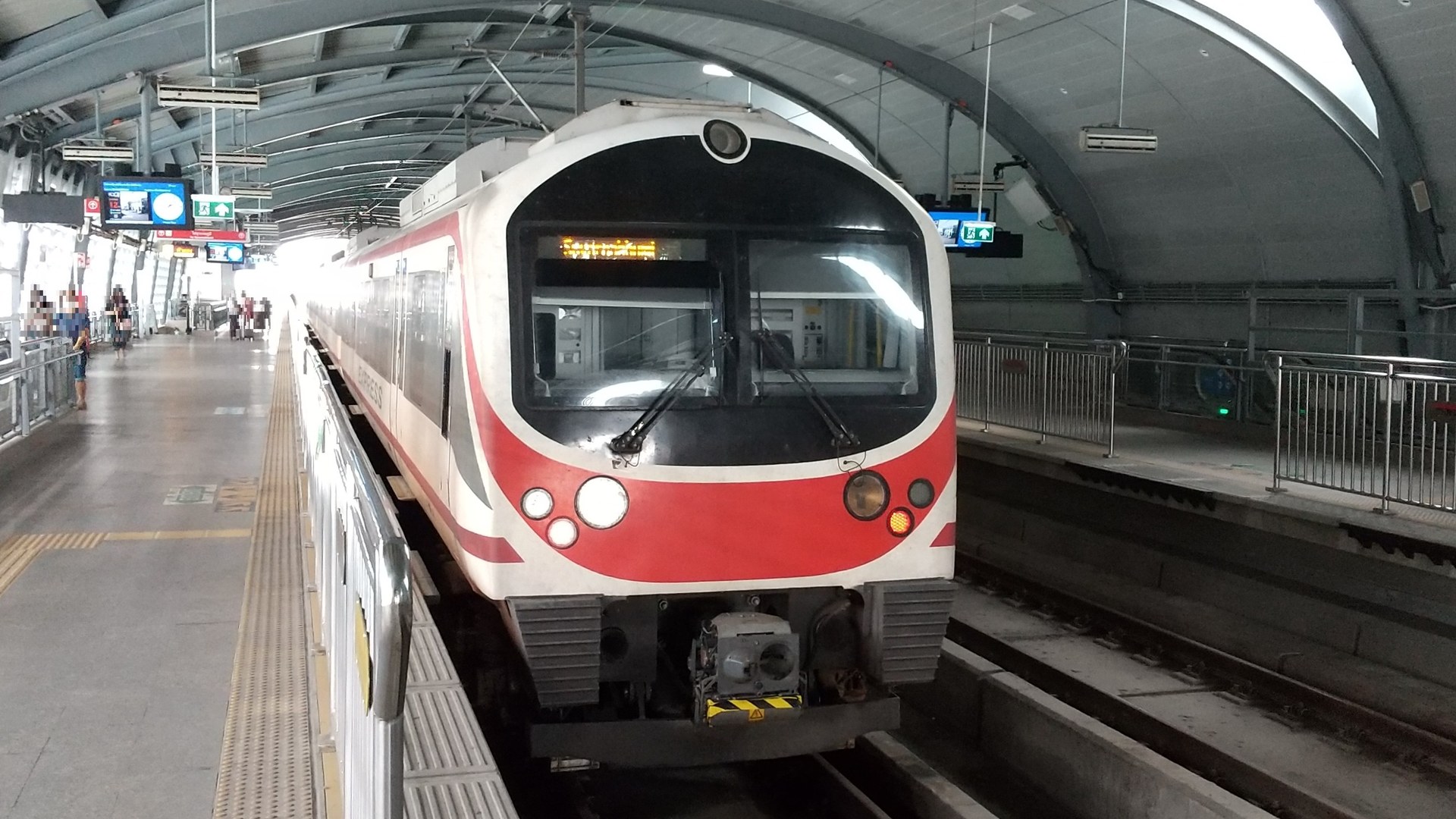 Three-airport rail link faces jeopardy as EEC board meets