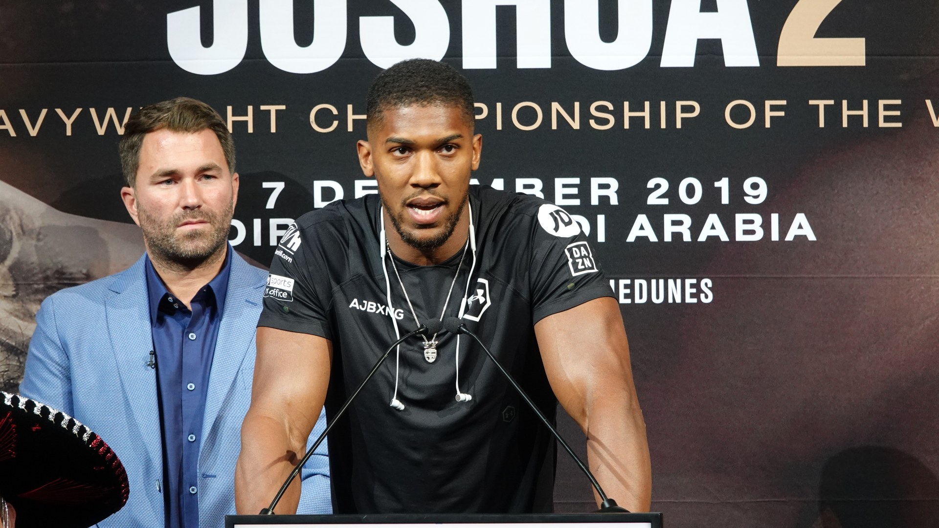 Joshua Issues Stark Warning to Fury Ahead of Heavyweight Showdown