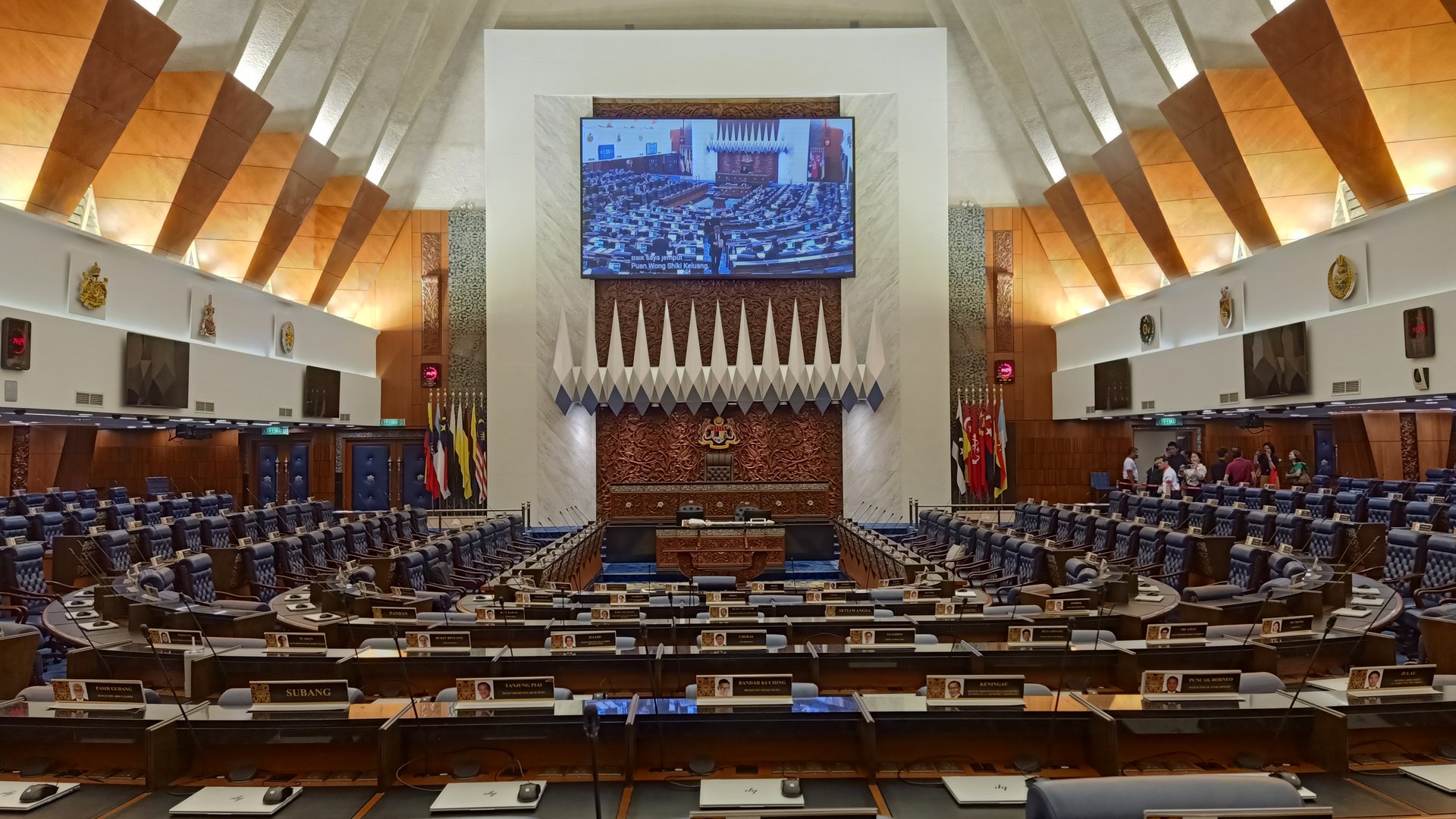 Parlimen bahas bantuan M40, peruntukan Madani dan keberkesanan TCFZ hari ini