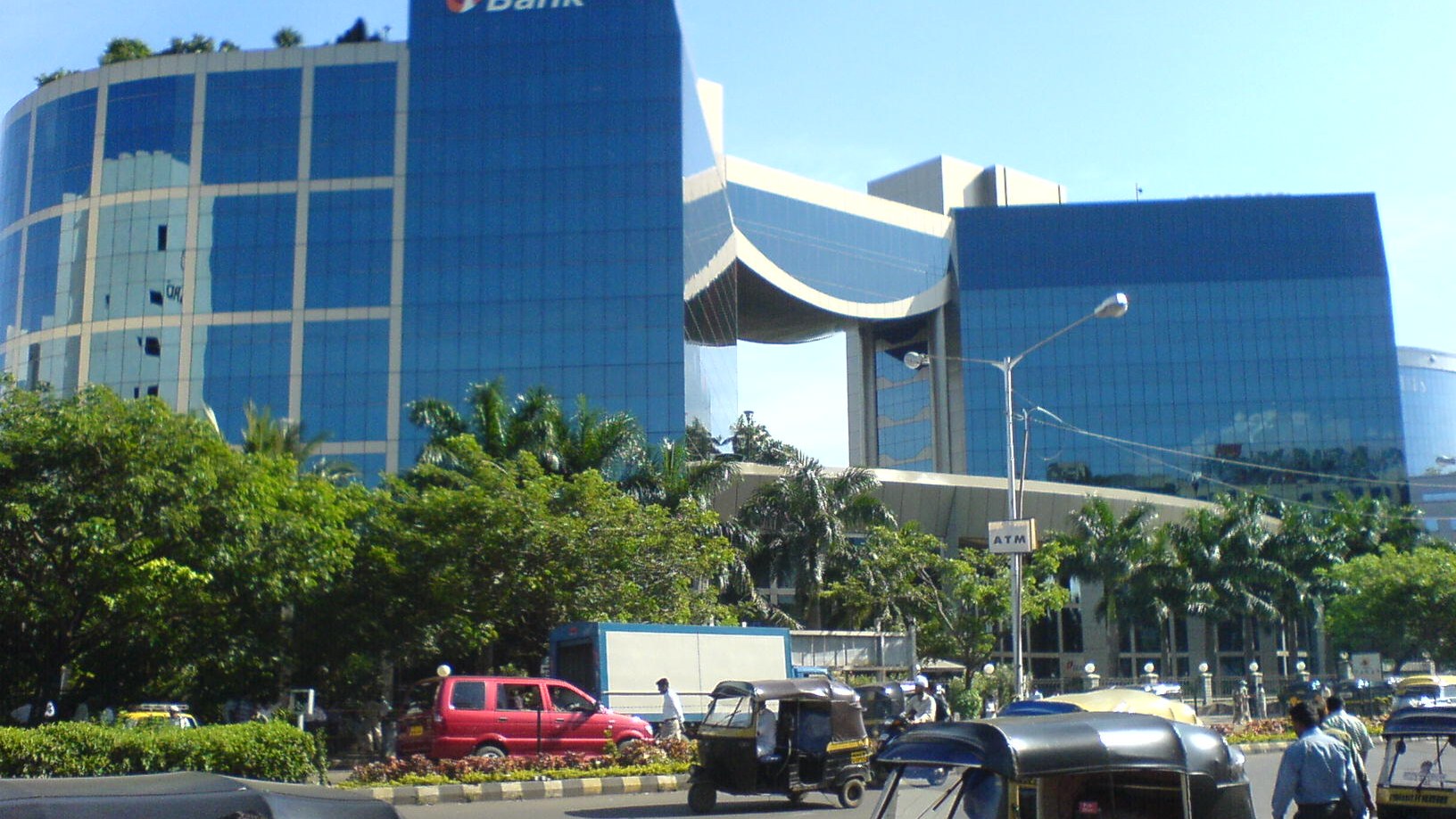 Market Analysts Weigh In On ICICI Bank, L&T Finance And Hyundai
