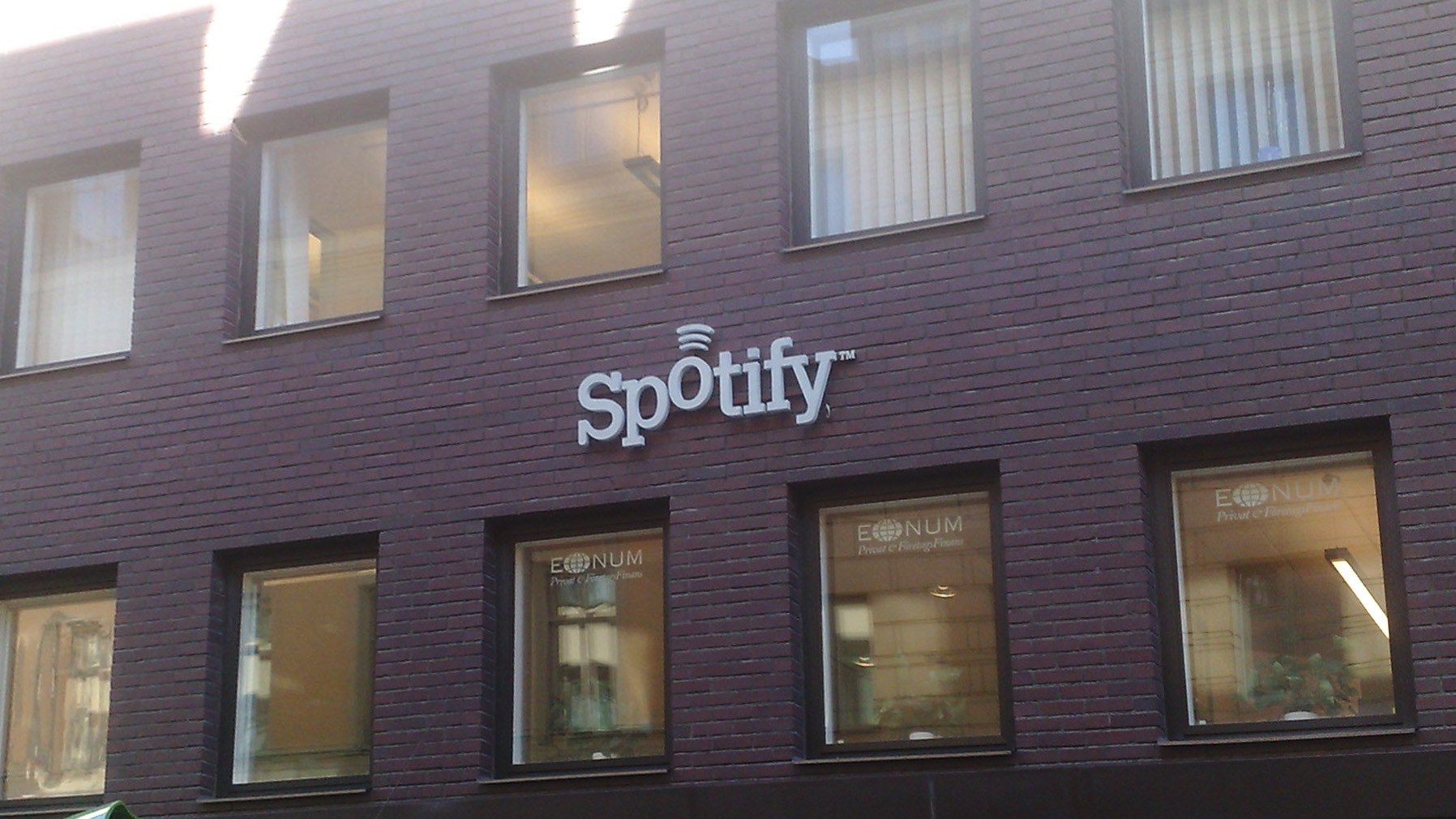 Spotify Tightens Family Plan Rules With Address Verification System