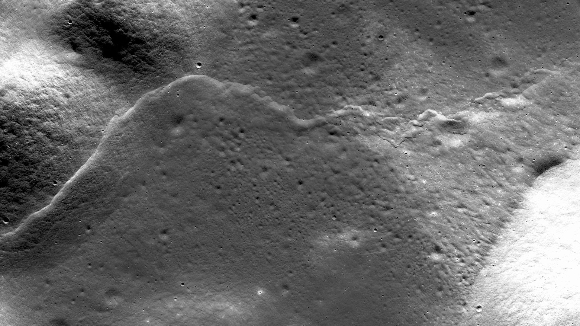 Moon's shrinking surface creates 10,000+ faults, posing risks to lunar missions