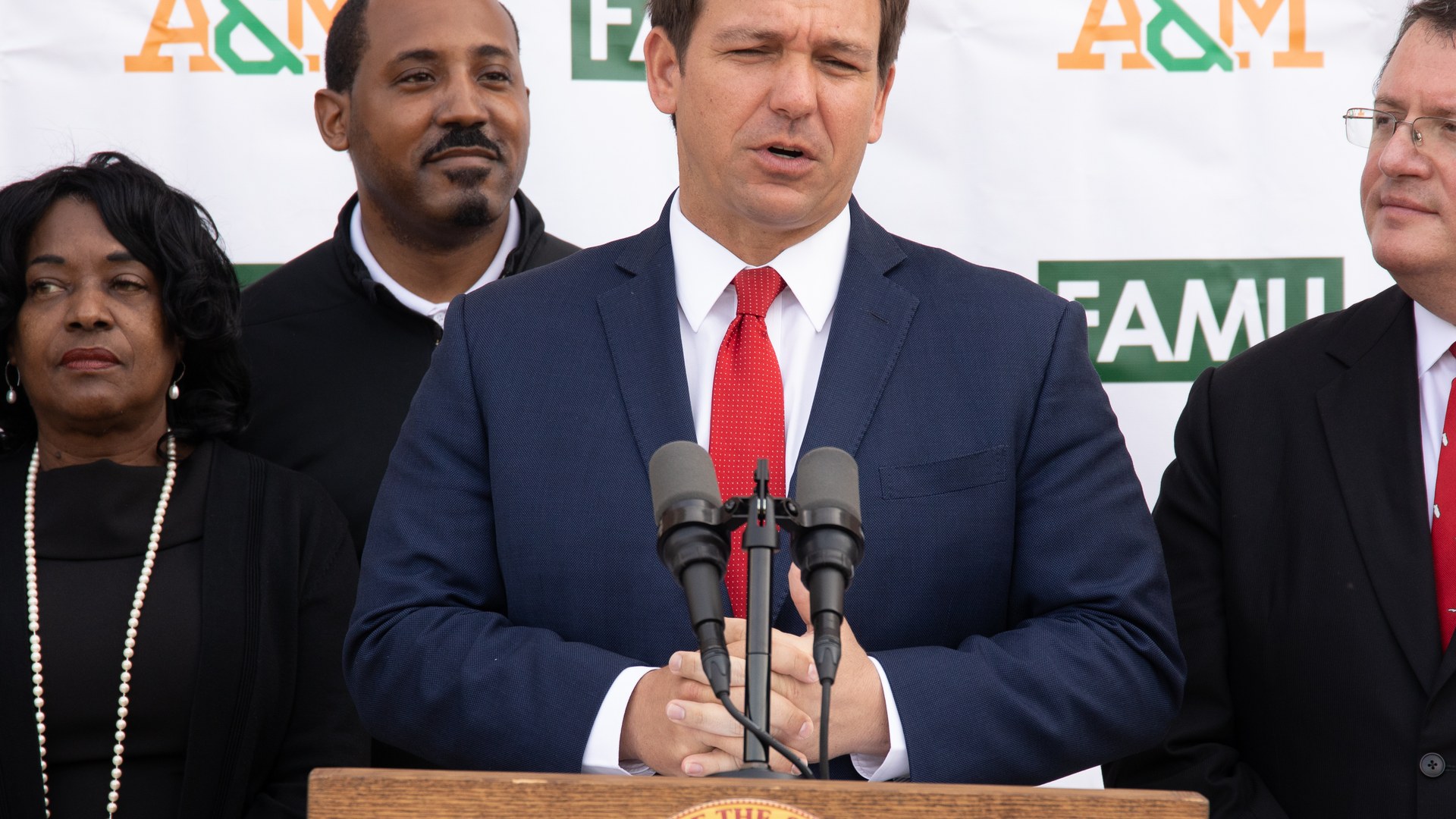Florida Governor Pledges Legal Framework for Tesla Flying Vehicle