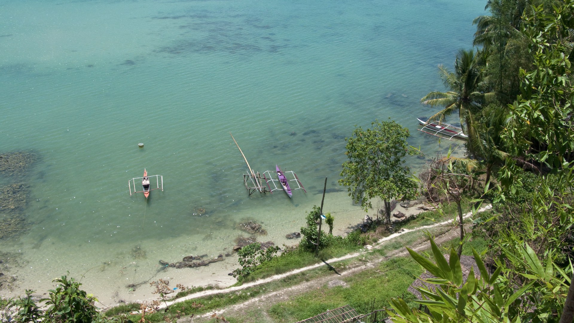 Two rescued from sinking fishing vessel near Palawan