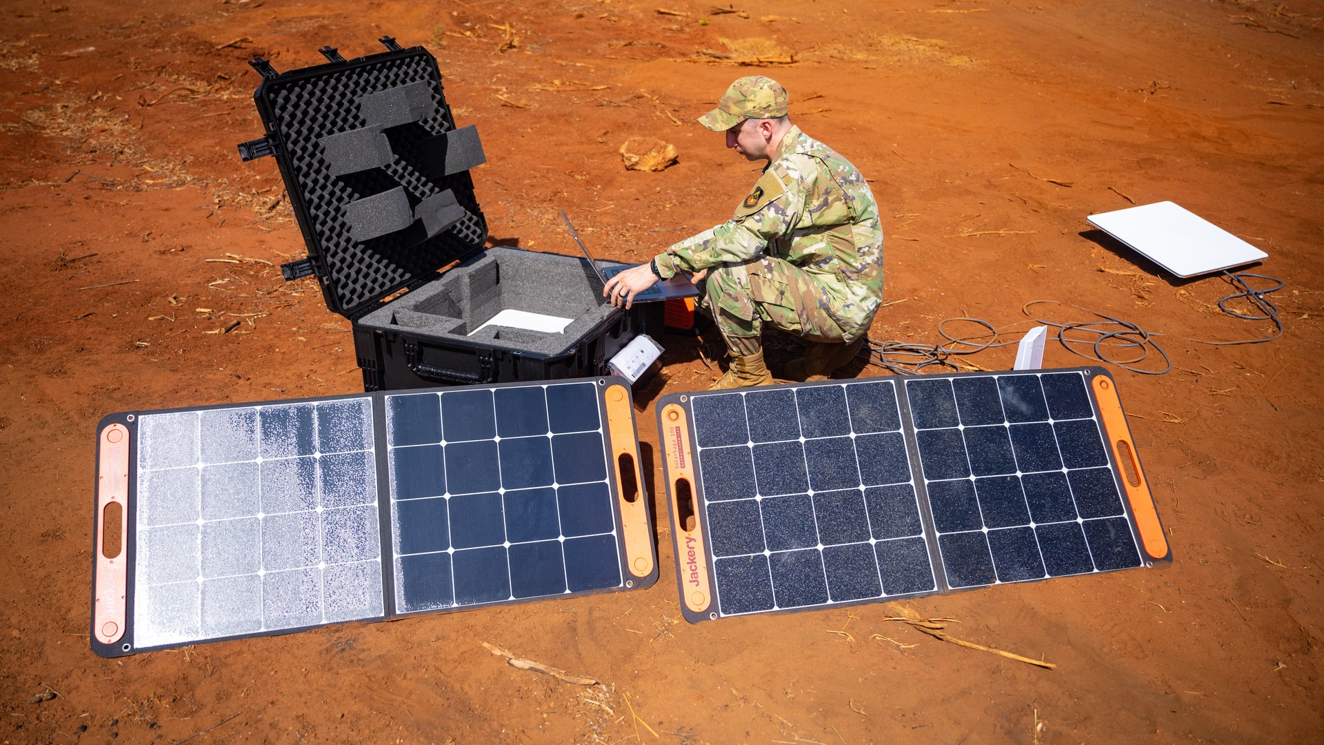 Ukraine, US at loggerheads over Starshield satellite communications system
