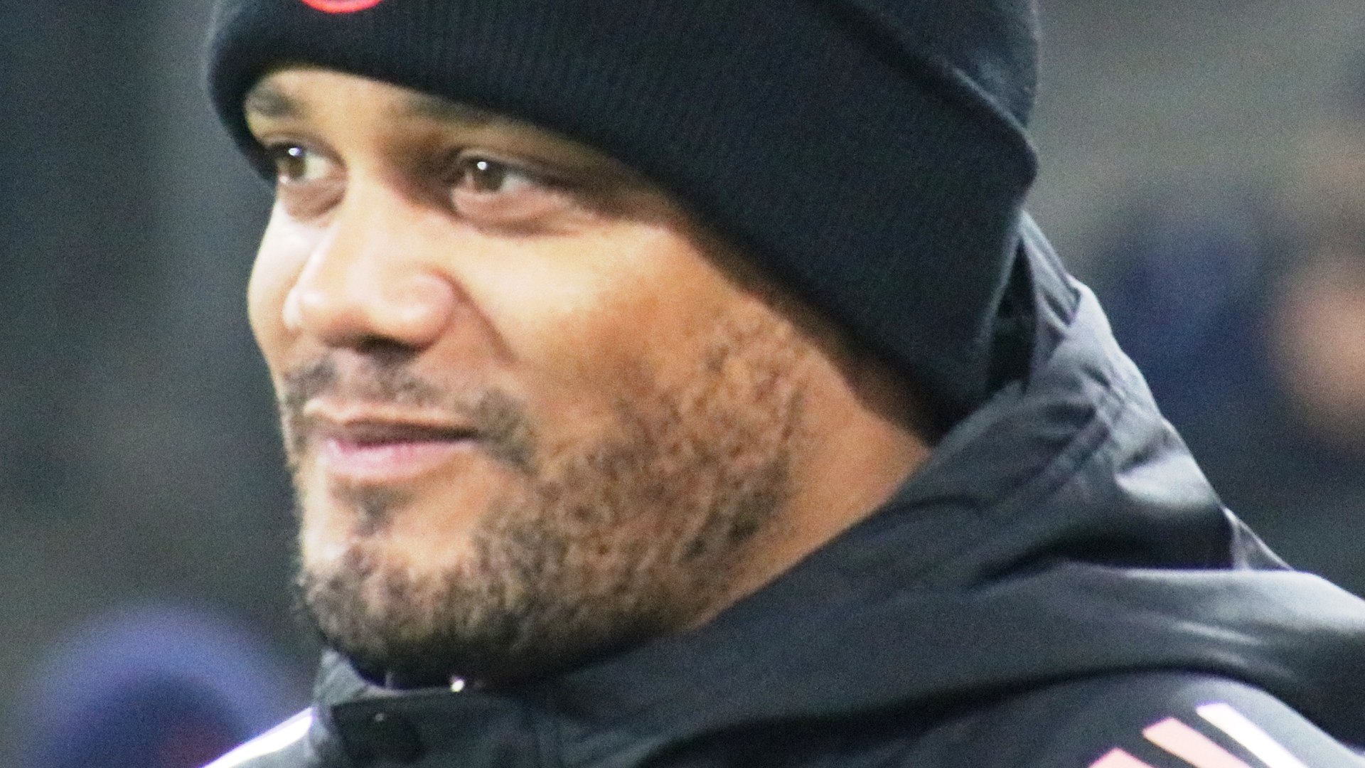 Bayern Munich Boss Kompany Hospitalized After Training Collapse