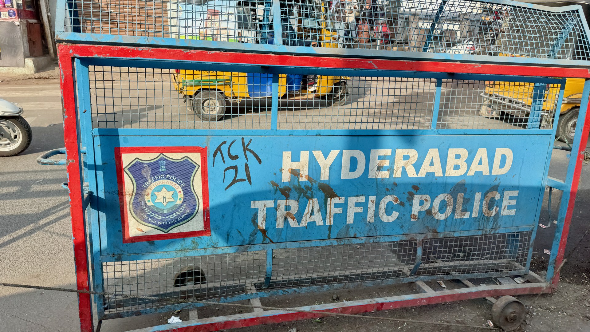 Hyderabad police seize 100 vehicles in fake registration plate crackdown