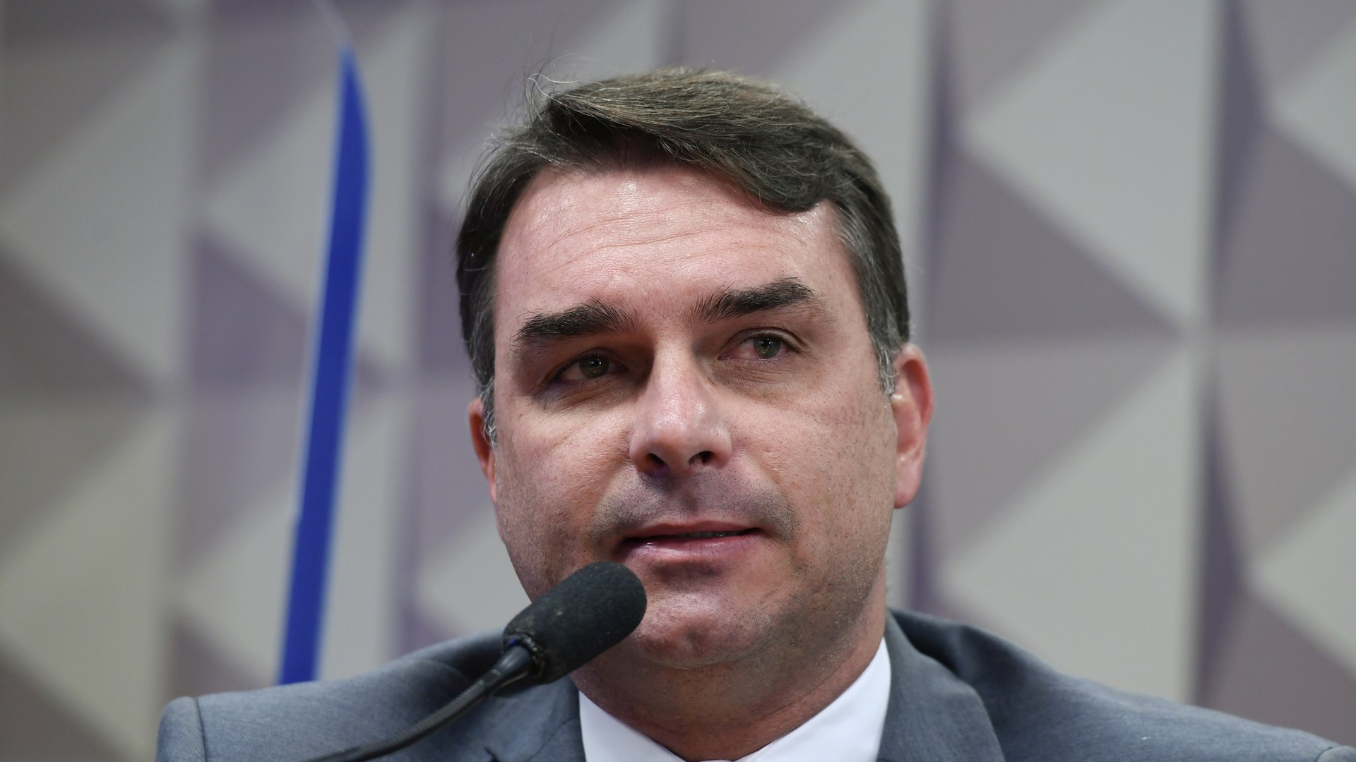Trump Administration Grants Entry to Flavio Bolsonaro Amid Brazil Legal Row