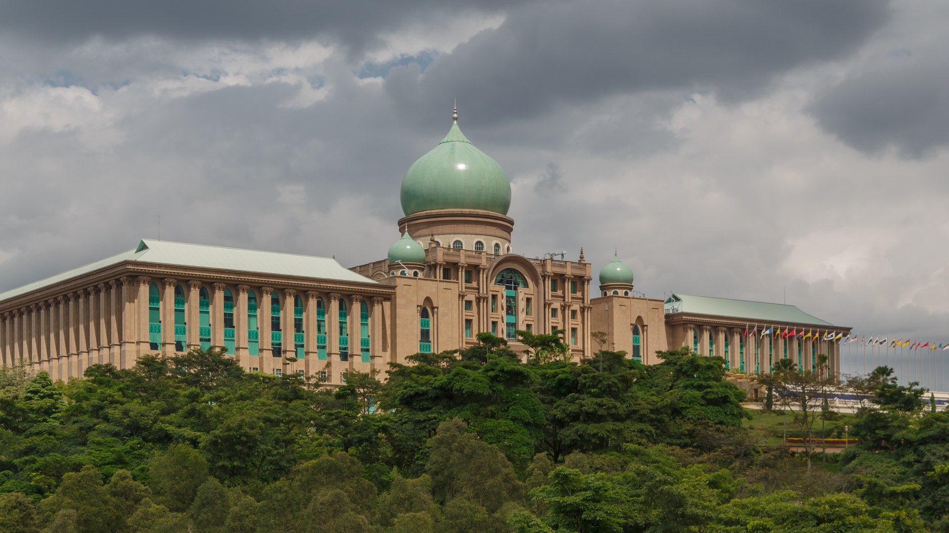 Malaysia prohibits civil servants from using Israeli mapping application