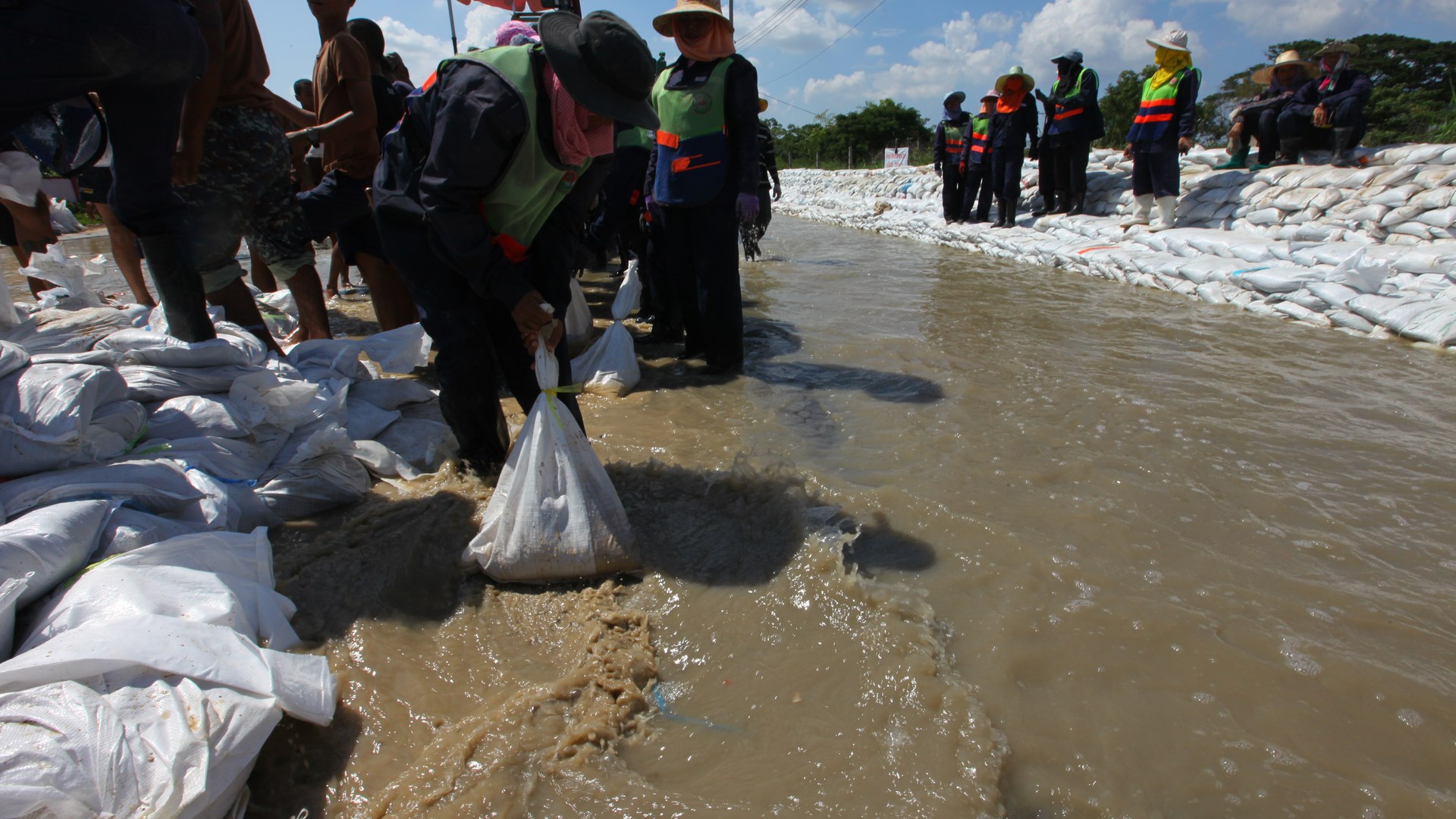 Bangkok's flood management strategy faces critical review