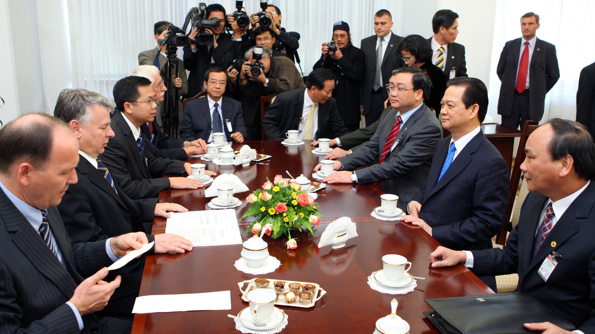 Vietnam, Poland elevate ties to strategic partnership level