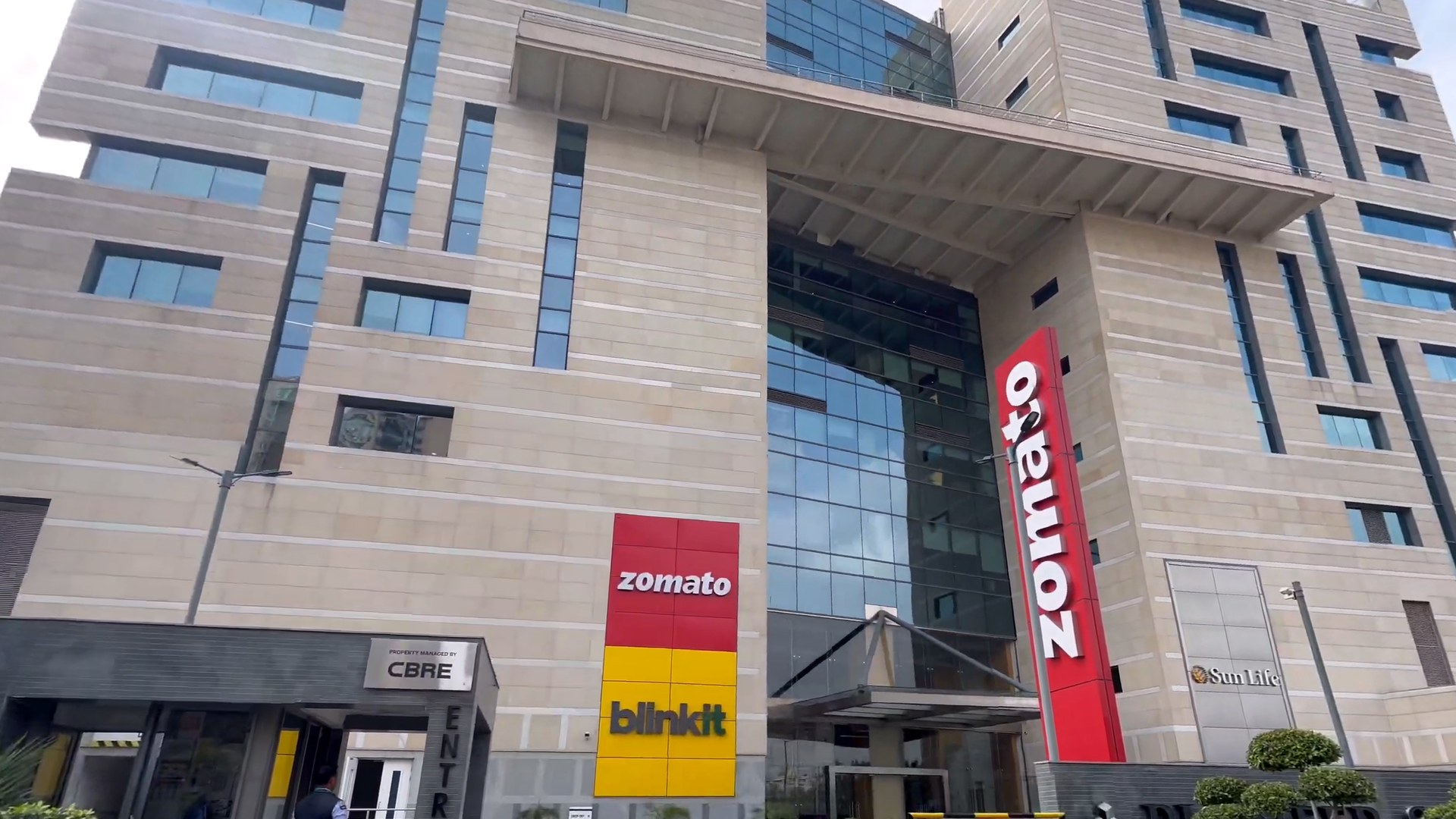 Zomato Chief Goyal Unveils 'Dark.ai' Initiative Ahead of Q2 Results