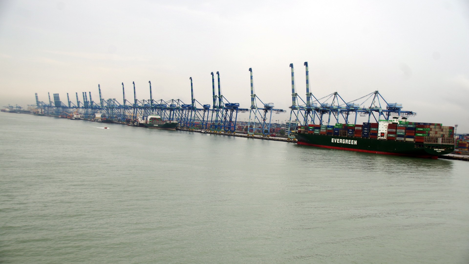 Pelabuhan, Rel dan Lebuhraya Bakal Dapat Liputan 5G Malaysia