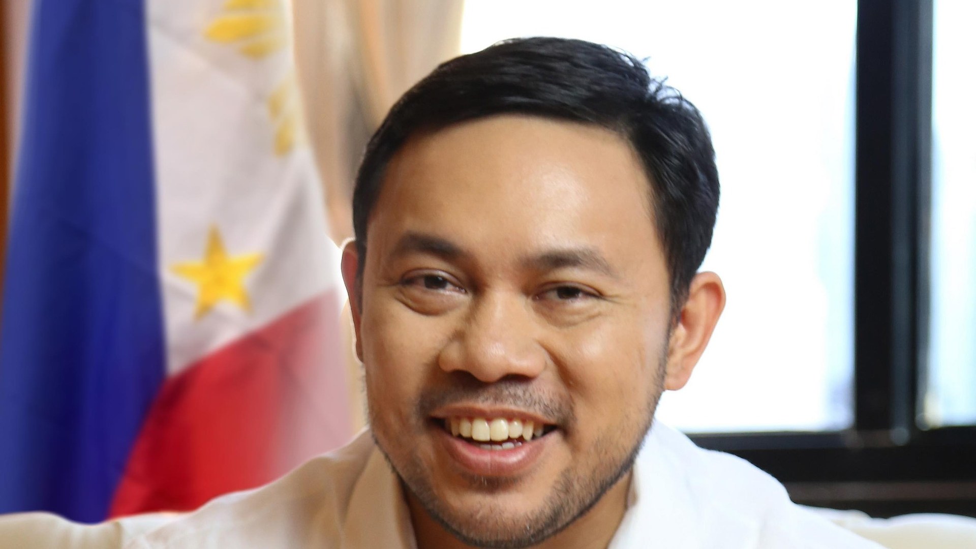 Villar seeks tax credits for businesses offering senior, PWD discounts