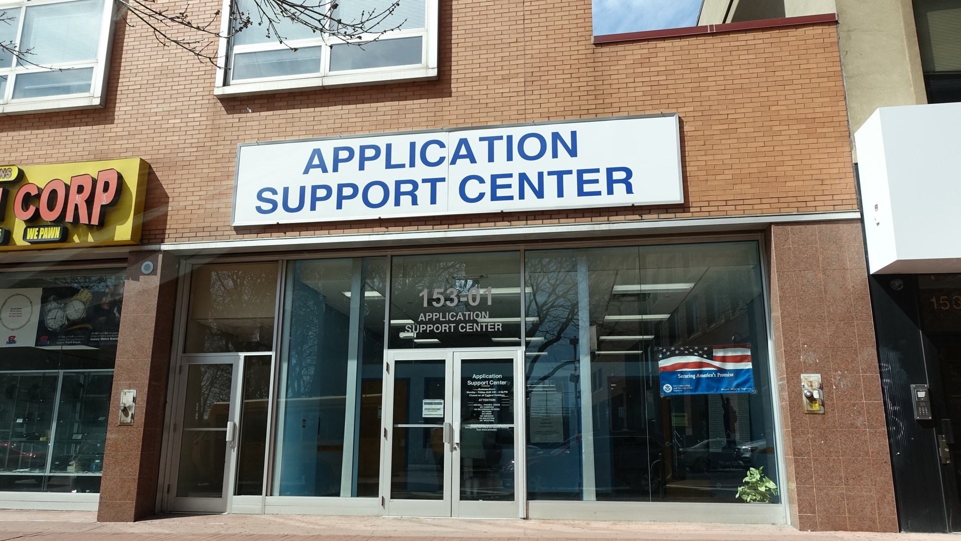 US court maintains deportation protections for Ukrainian and Sudanese migrants
