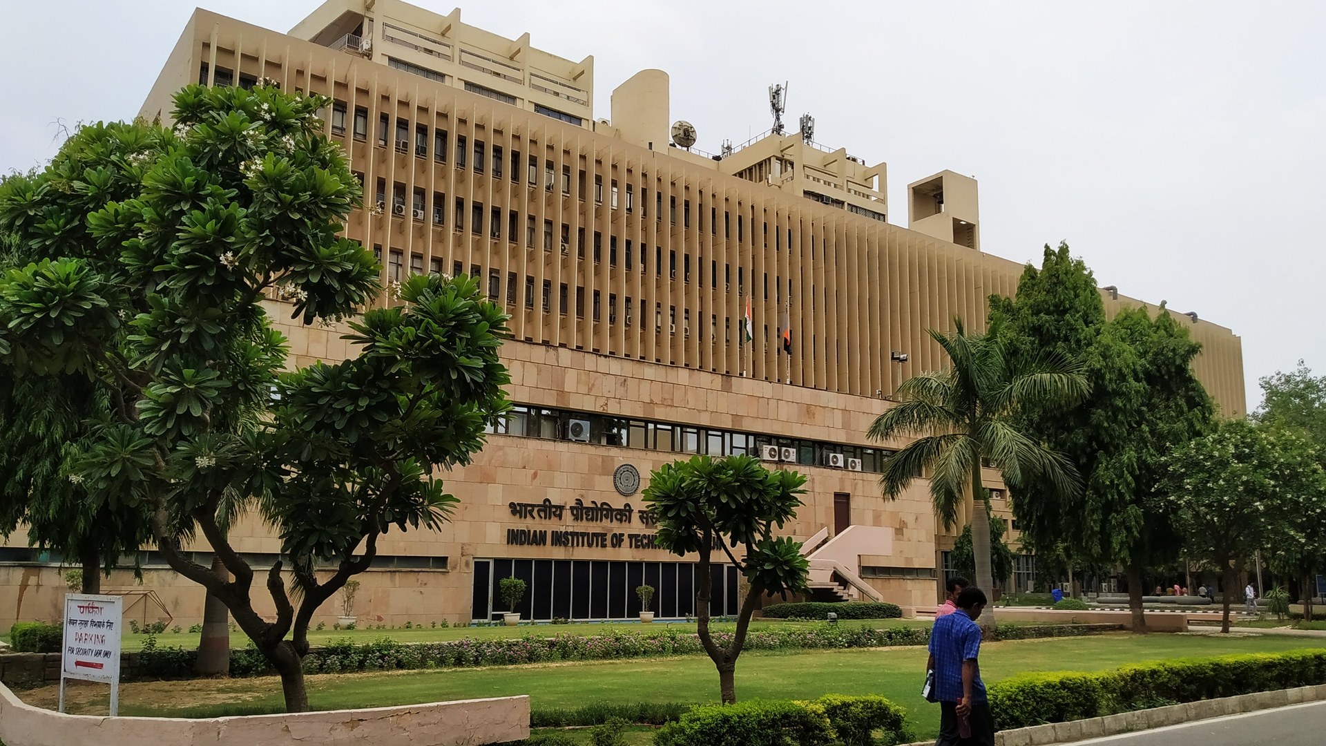 IIT Delhi launches executive certificate in decision-making and analytics