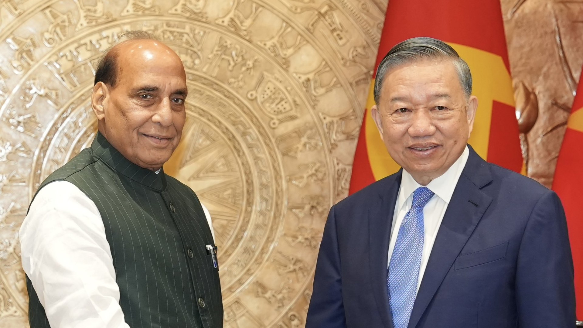 आतंकवाद विरोधी विशेषज्ञता साझा करने के लिए भारत तैयार: राजनाथ सिंह