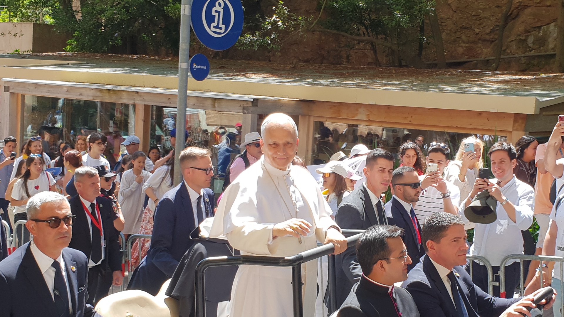 Pope Leo Makes First Major Public Appearance Following Lung Surgery