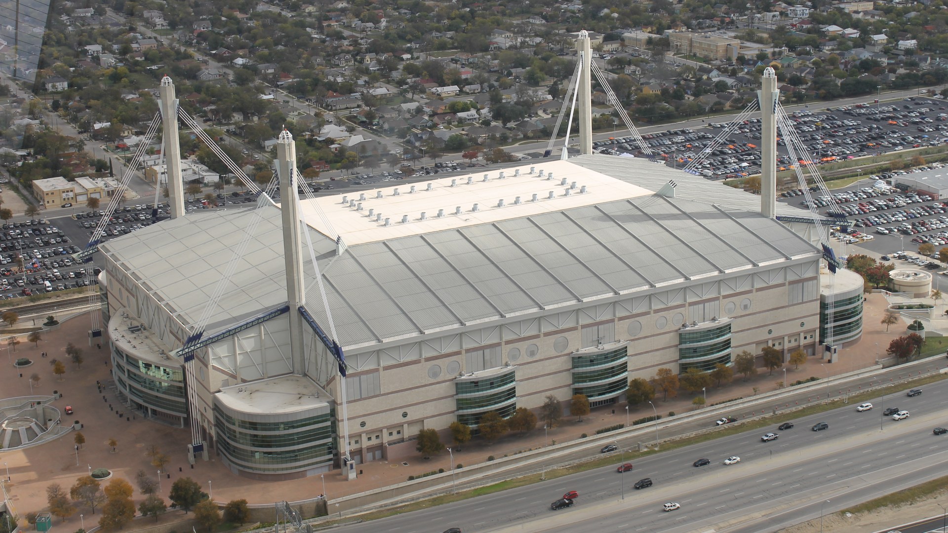 US Air Force Member Dies in 150-Foot Fall at College Football Game