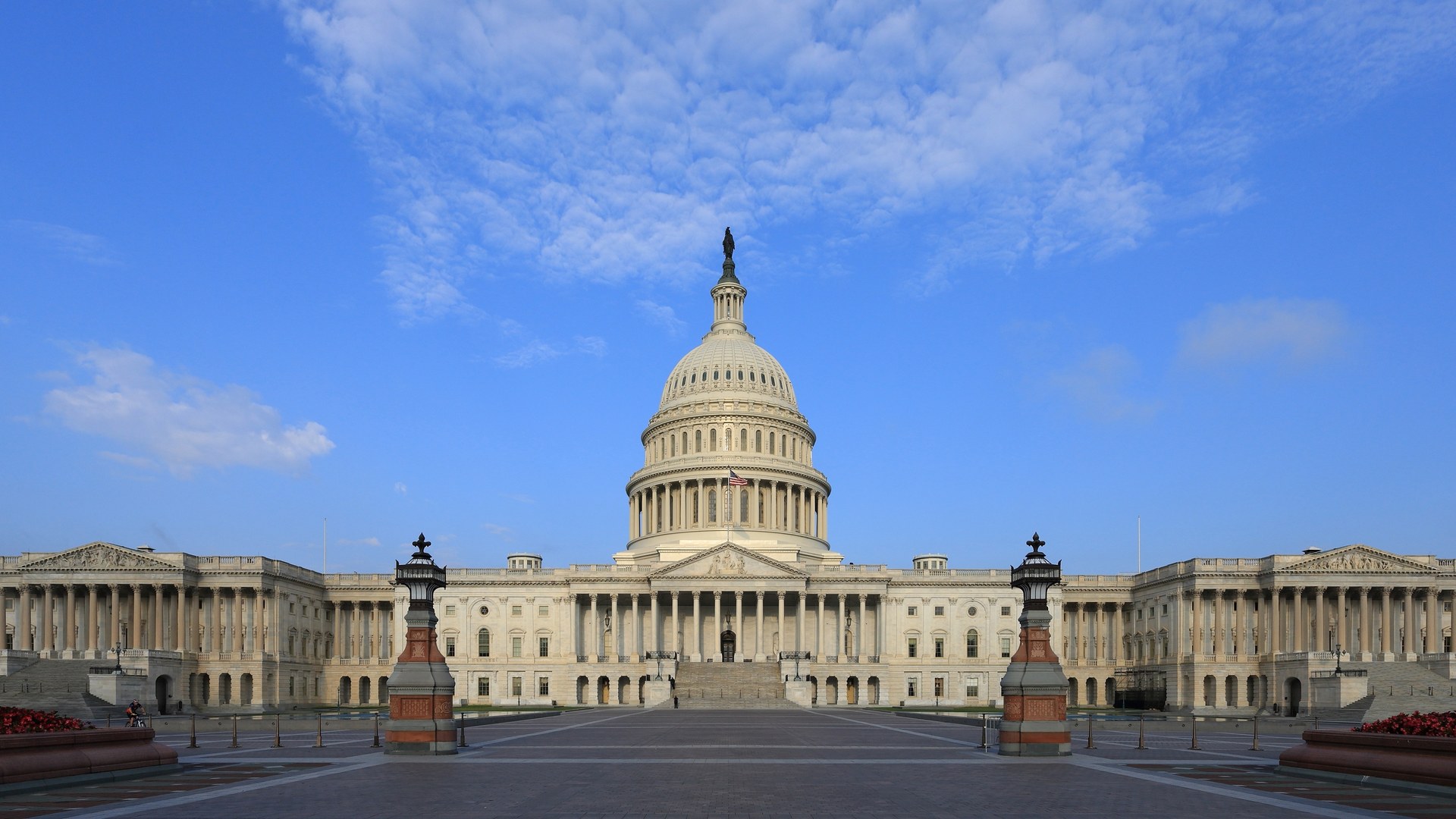 US House Republicans face voter backlash ahead of midterm elections